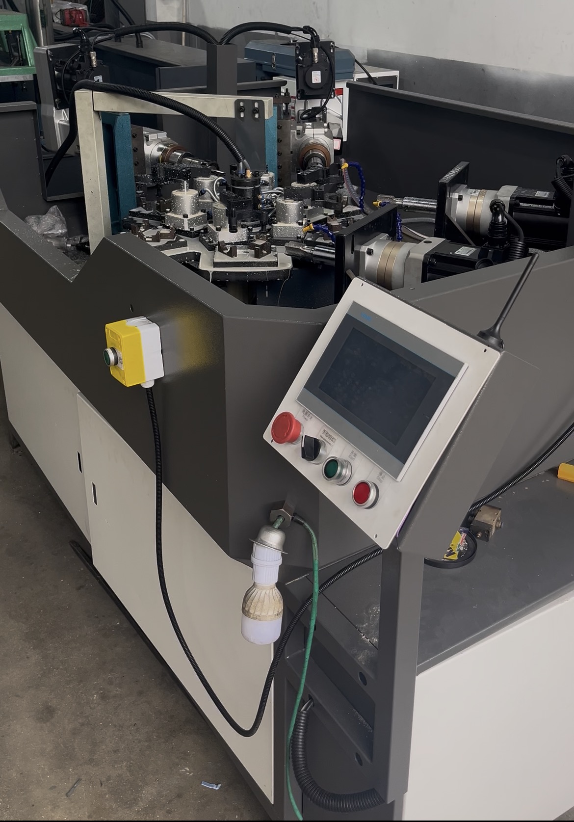 RTM-4 Four-Spindle Servo Tapping Machine